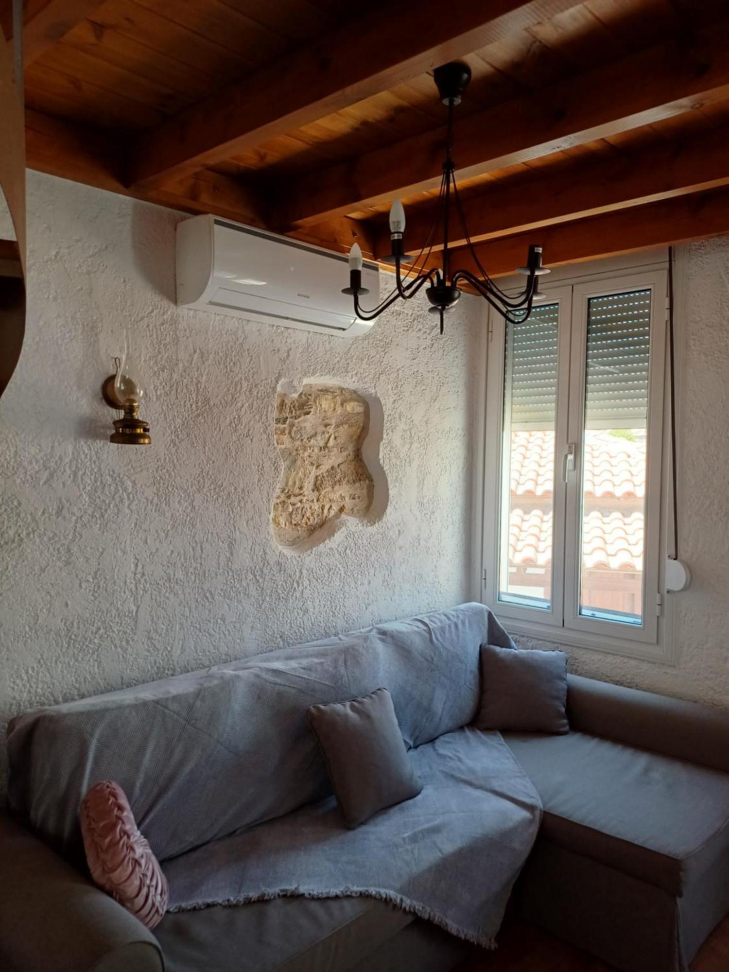 παραδοσιακό πέτρινο σπίτι Tatil Evi Palaiokastron (Samos)